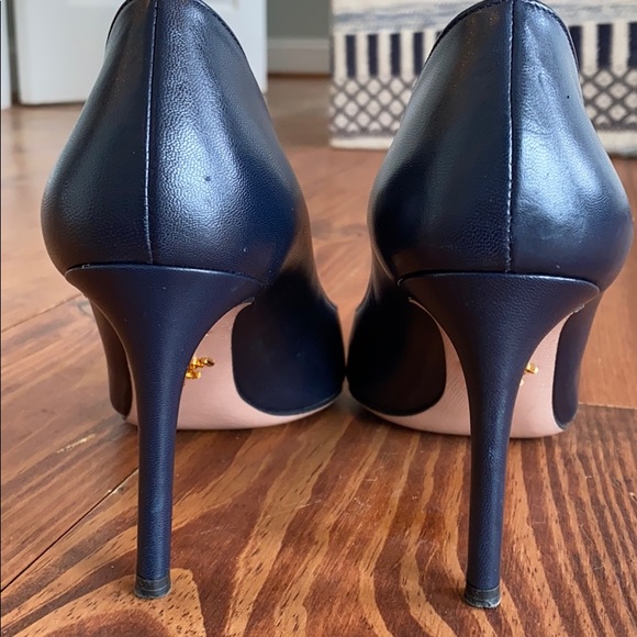 Prada leather heels - Picture 5 of 5